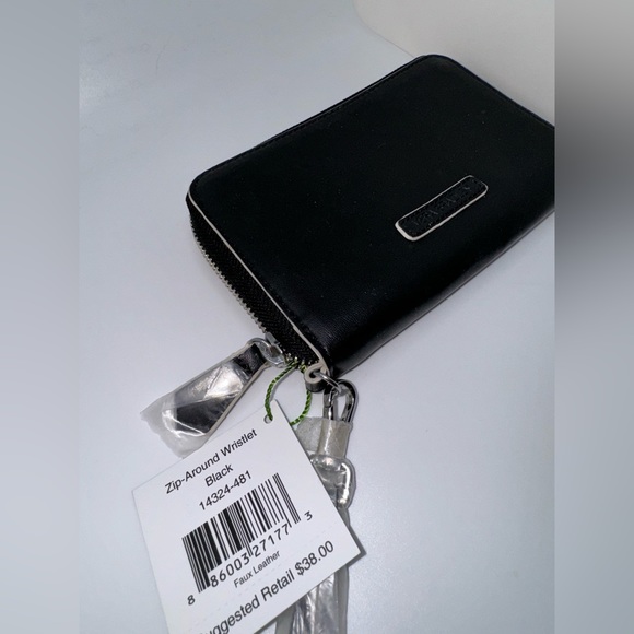 Vera Bradley Solid Black Wristlet Wallet - Picture 4 of 6